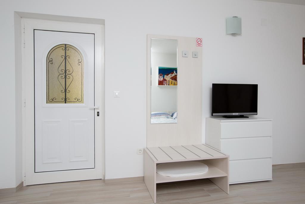 אופטיה Apartmani Ve-Ro מראה חיצוני תמונה