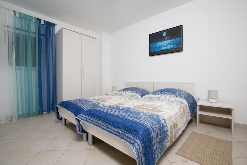 אופטיה Apartmani Ve-Ro מראה חיצוני תמונה